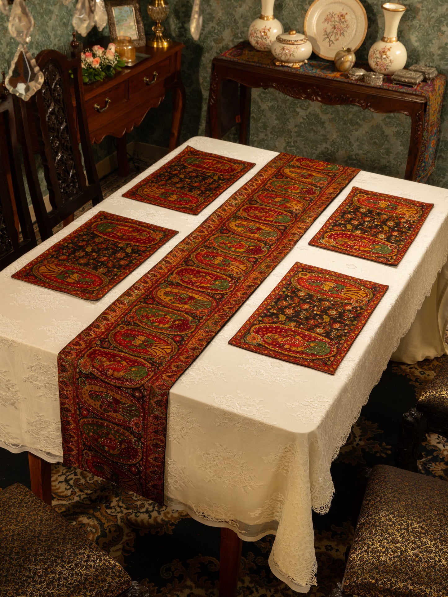 Pashtush India Gift Pack Pashtush Luxury Table Runner with Mats Set, Twilight Collection, Multicolour
