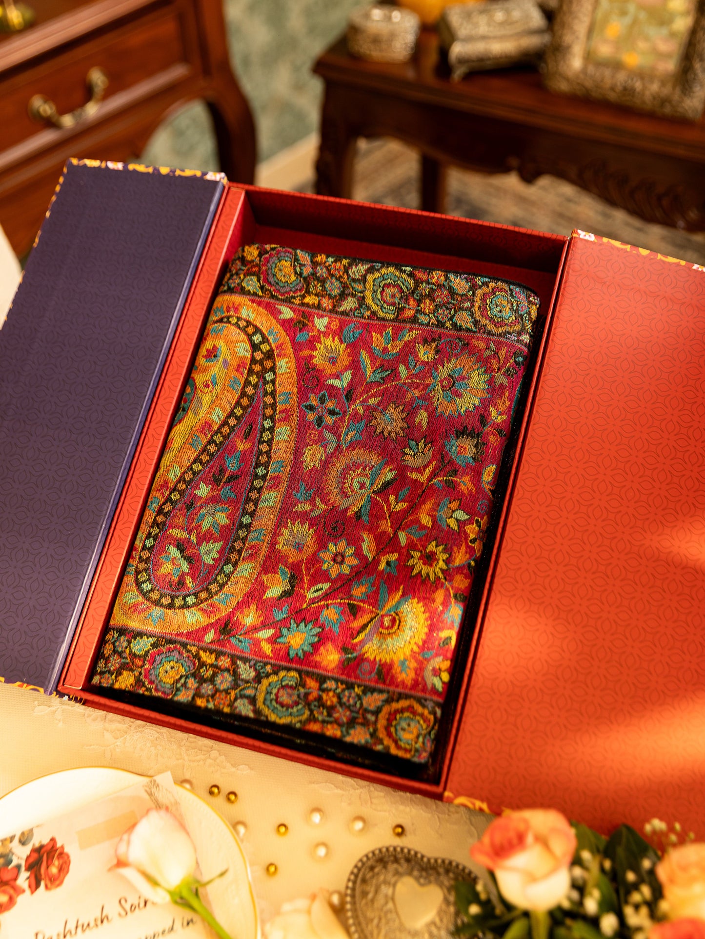 Pashtush India Gift Pack Pashtush Luxury Table Runner with Mats Set, Twilight Collection, Multicolour