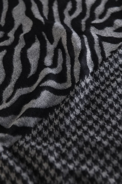 Pashtush India Mens Scarves Stoles and Mufflers Pashtush mens Acro Wool stole, Monotone Wild Stripes design, Black