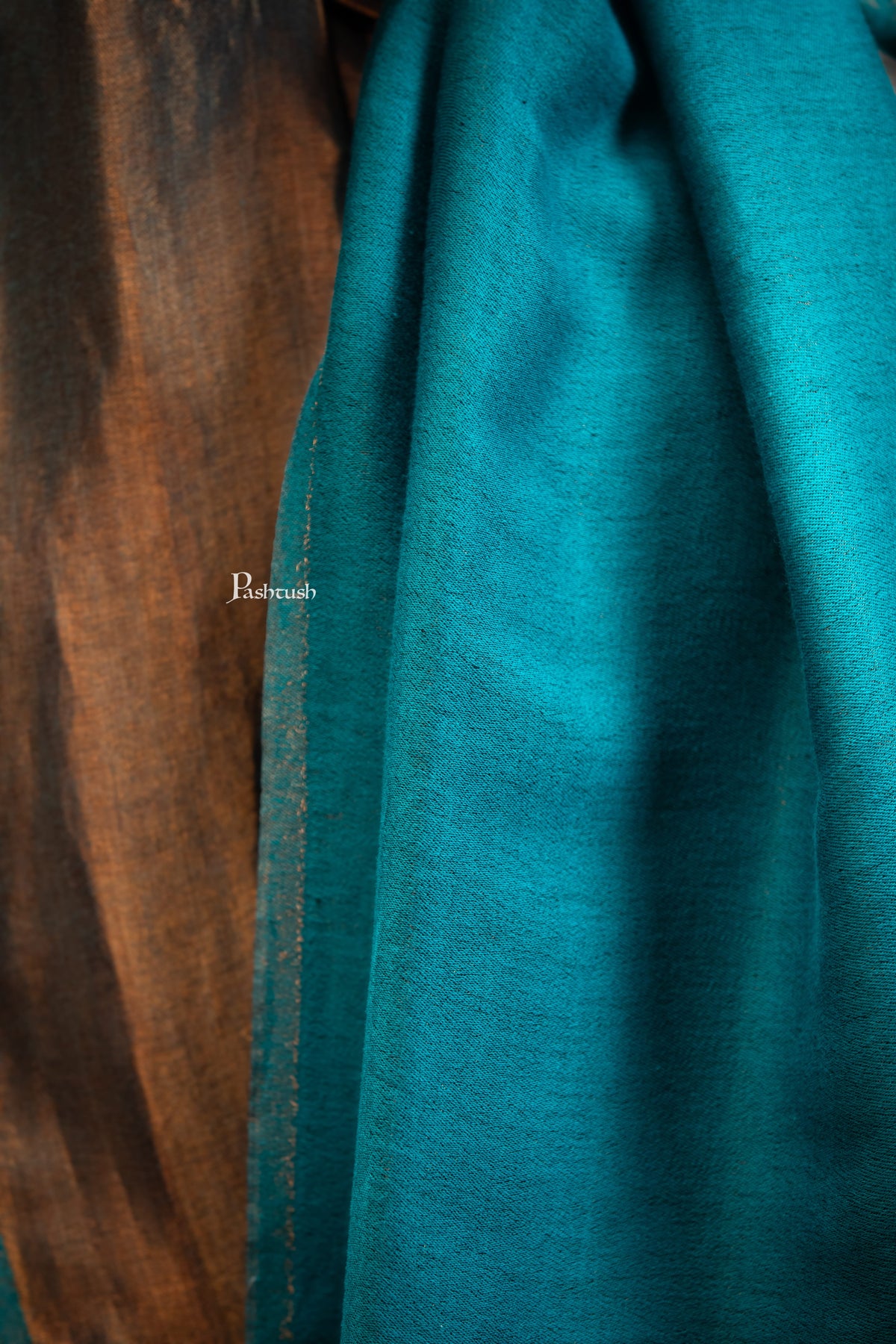 Pashtush India Mens Scarves Stoles and Mufflers Pashtush Mens Extra Fine Wool Stole, Twilight Design, Aqua Blue