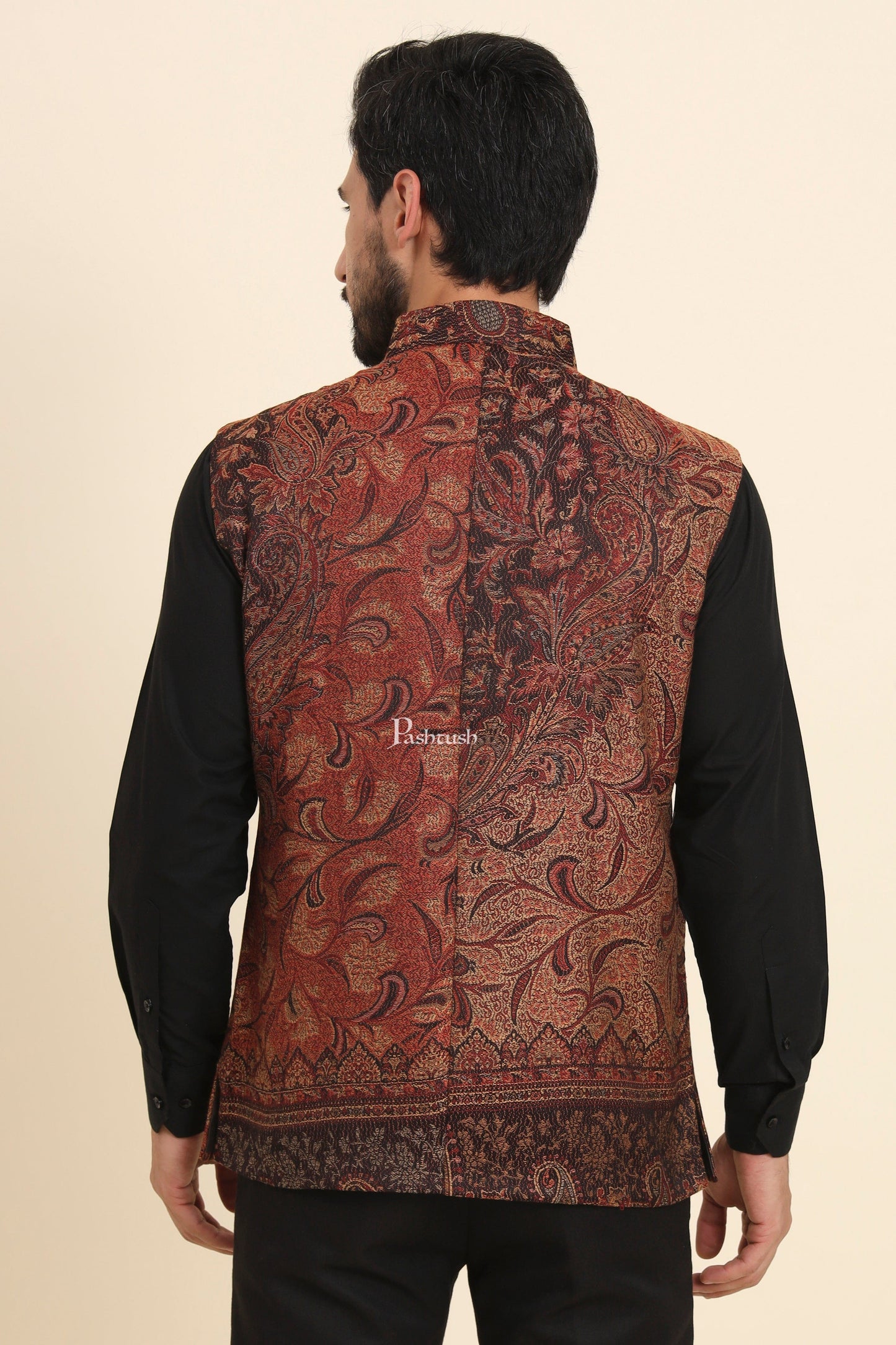 Pashtush India Coats & Jackets Pashtush Mens Woven Jacquard Structured Waistcoat, Slim Fit