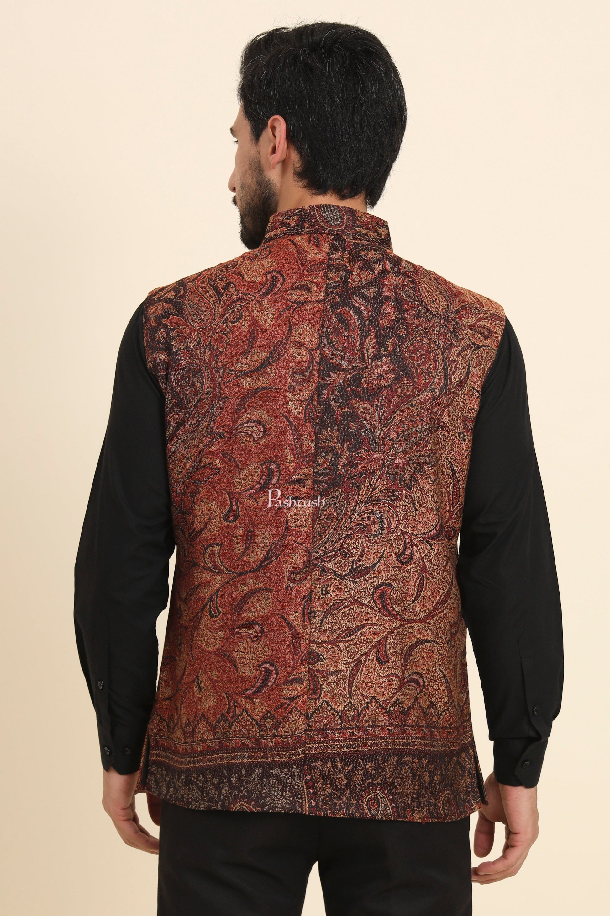 Pashtush India Coats & Jackets Pashtush Mens Woven Jacquard Structured Waistcoat, Slim Fit