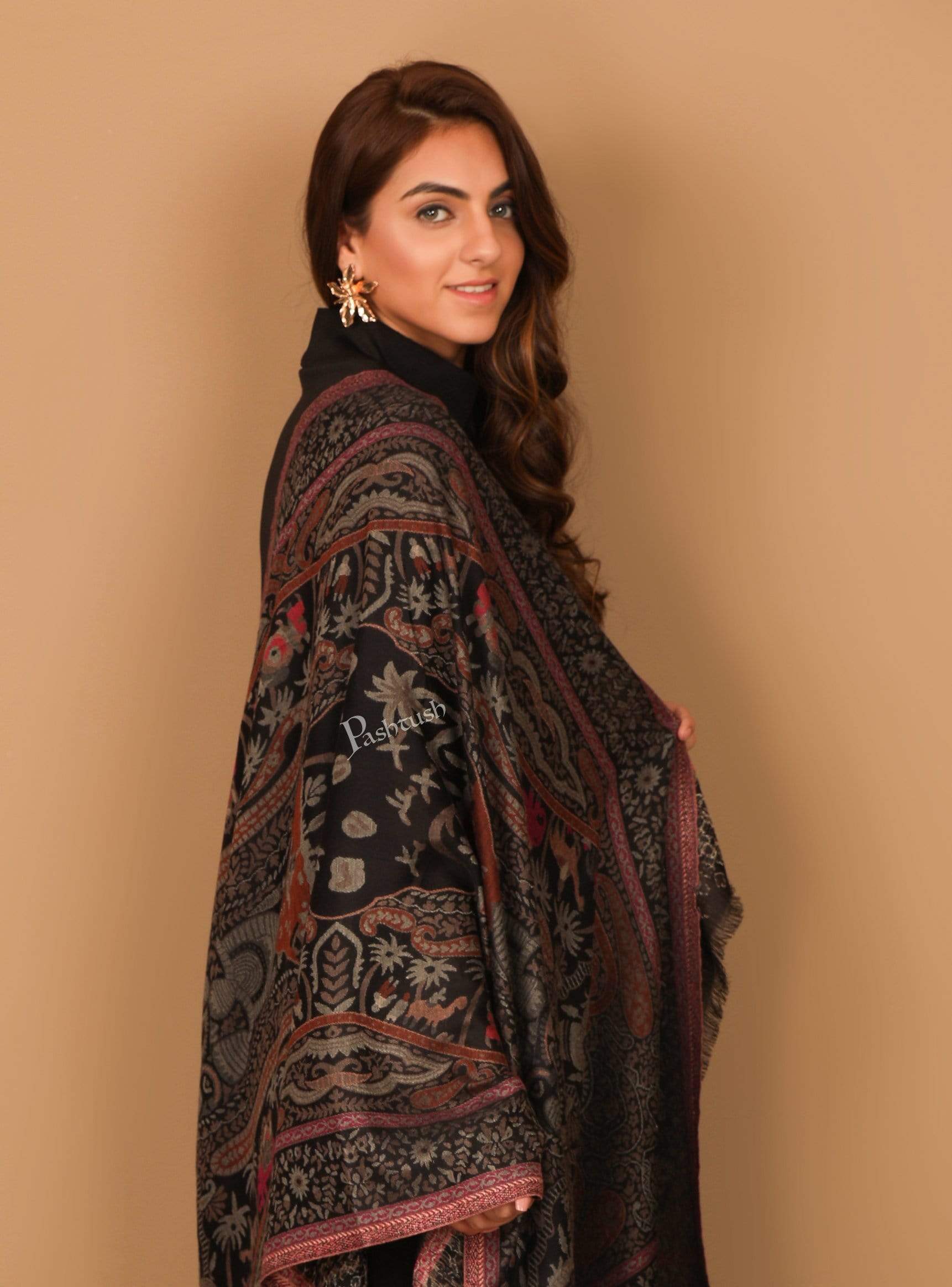 Pashtush Shawl Store Stole Pashtush Women's Antique Scarf, Extra soft Bamboo, Paradise Darbar, Black