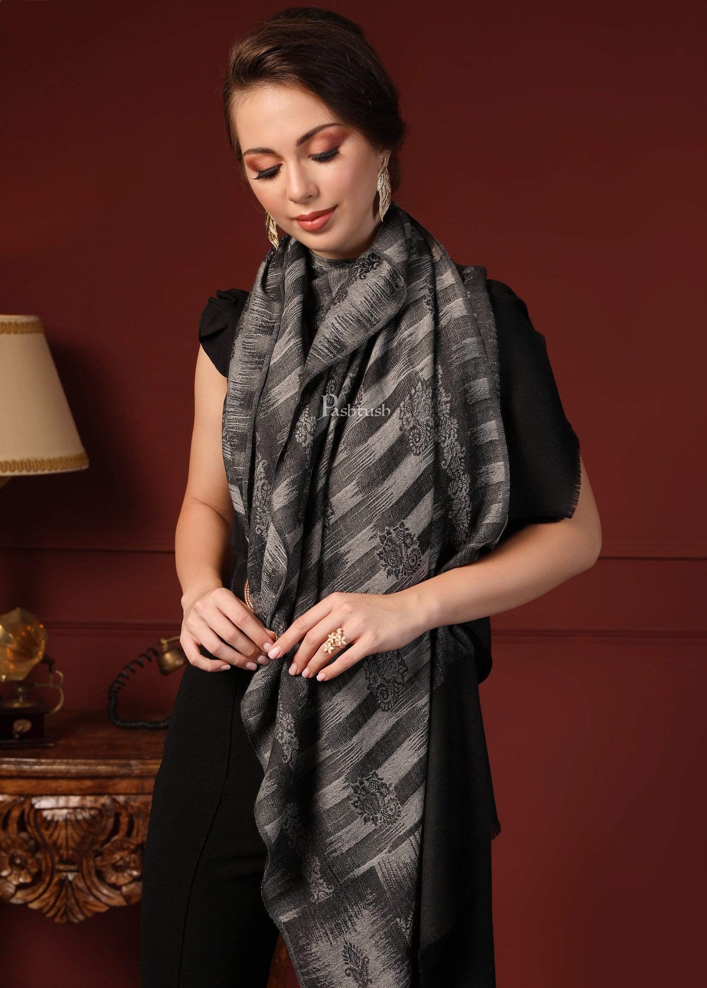 Pashtush India 70x200 Pashtush Women's Fine Wool Ikkat Design, Stole, Black and Grey
