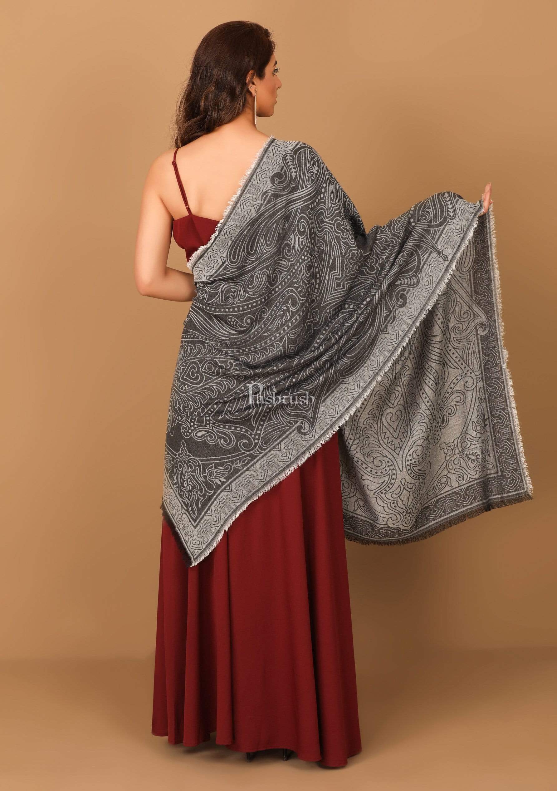 Pashtush Shawl Store Stole Pashtush Women's Paisley Design, Soft Bamboo Scarf, Black and Grey