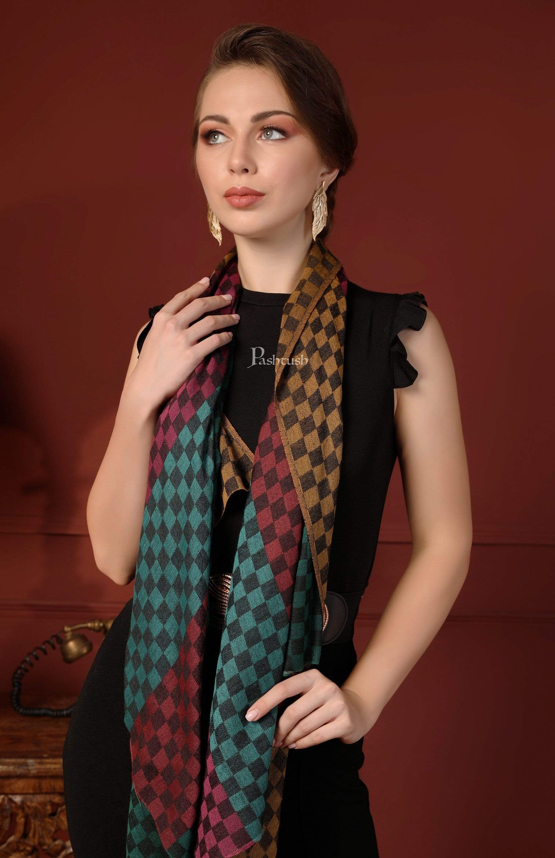 Pashtush India 70x200 Pashtush Women's Reversible Stole, checkered design Multi coloured