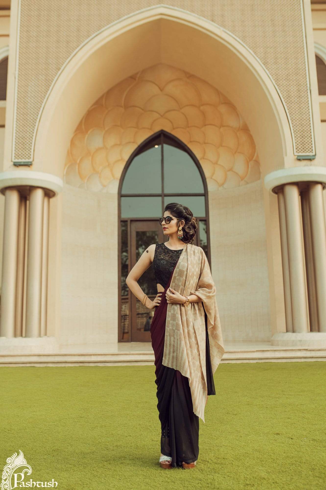 Pashtush India 70x200 Pashtush Women's Silk-Pashmina Reversible Stole, Dark Beige