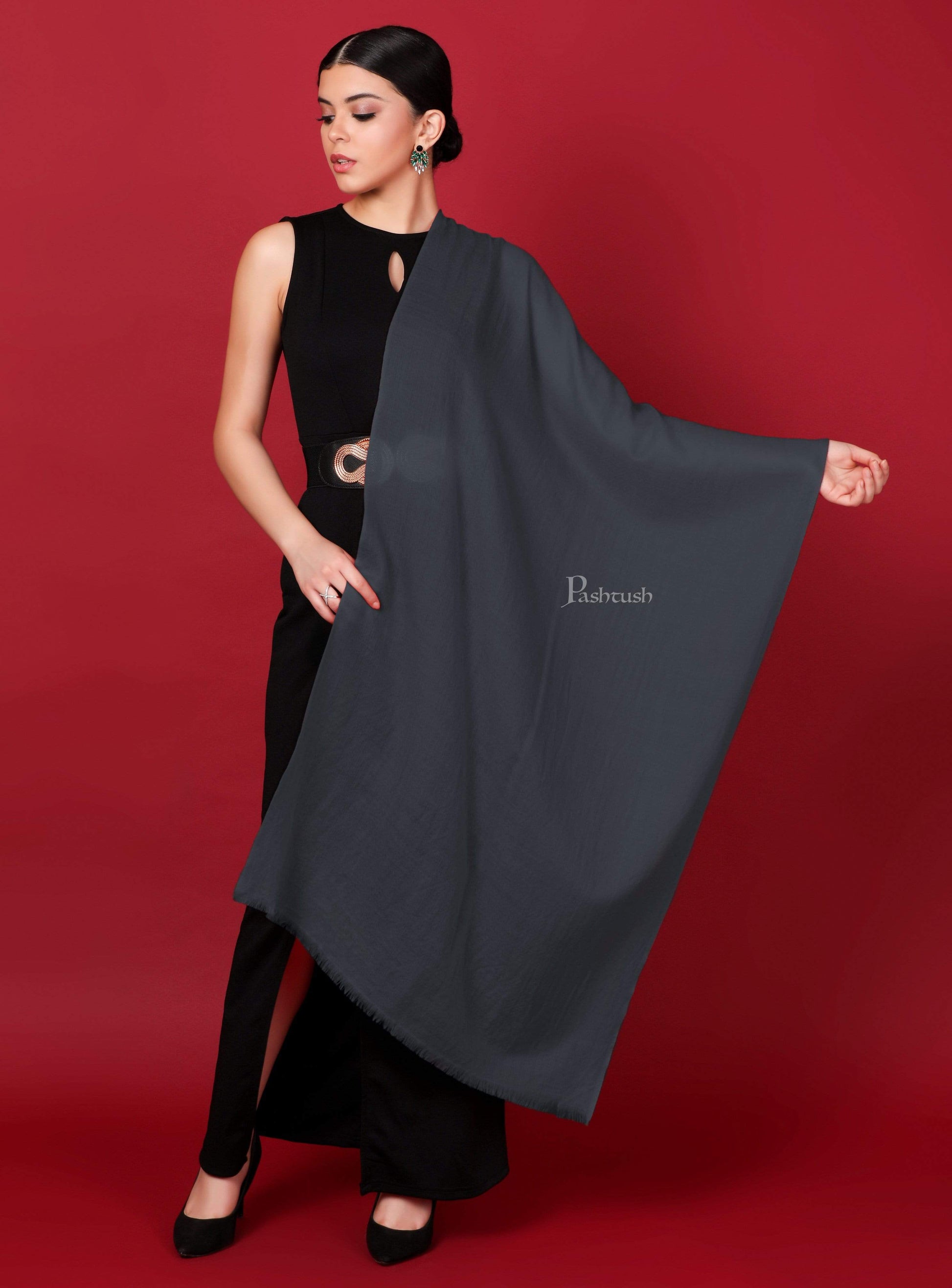Pashtush India 70x200 Pashtush Womens Cashmere Pashmina Scarf, Diamond Weave, Charcoal Grey
