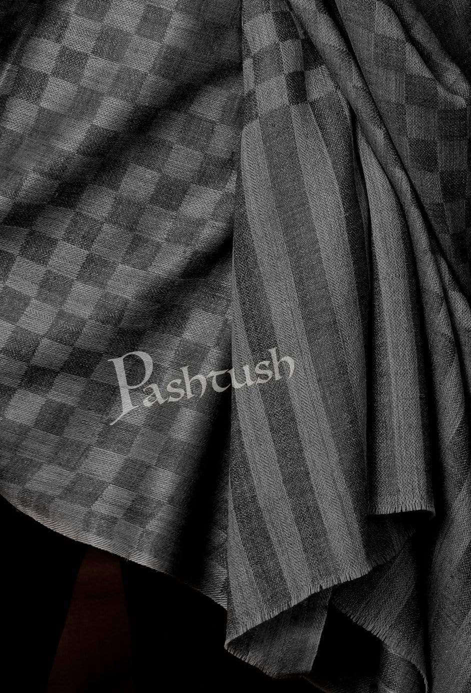 Pashtush Store Shawl Pashtush Womens Checkered Shawl, in Extra Soft Fine Wool, Large Size