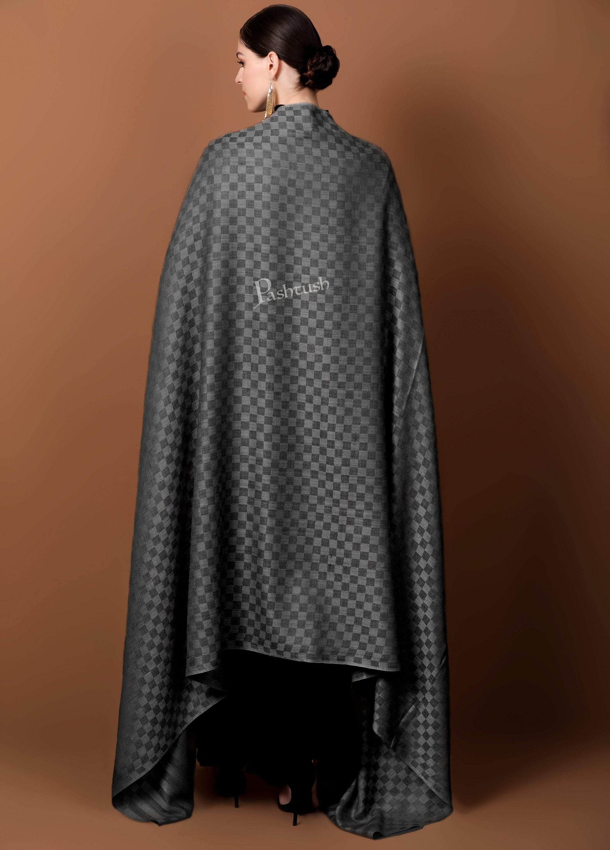 Pashtush Store Shawl Pashtush Womens Checkered Shawl, in Extra Soft Fine Wool, Large Size