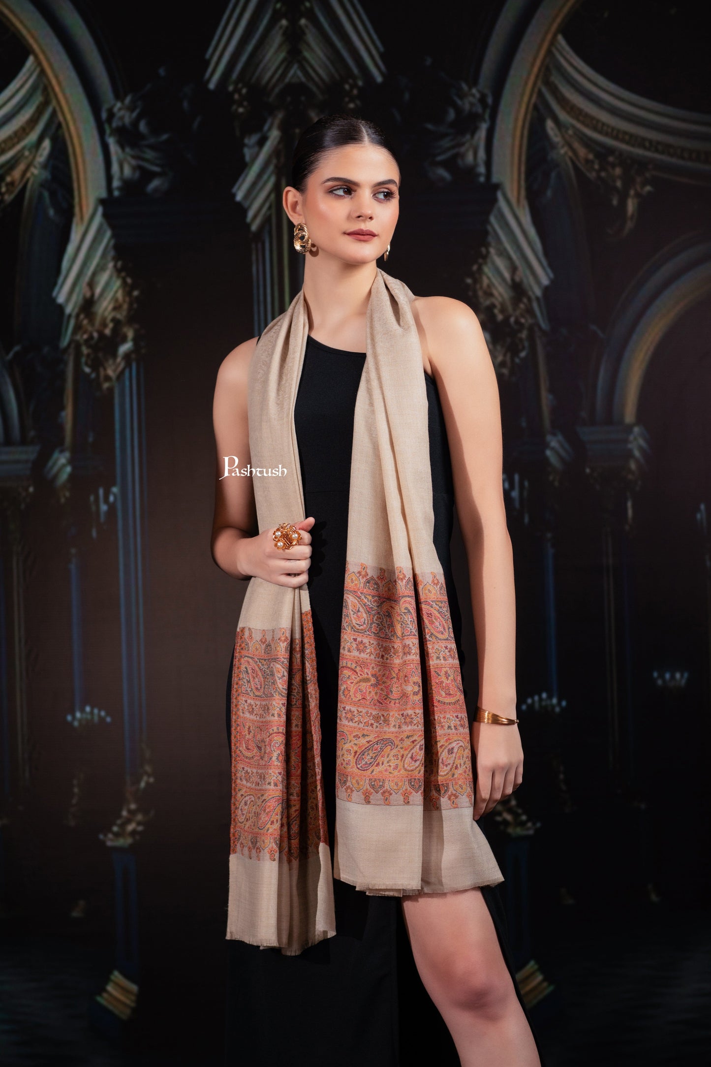 Pashtush India womens scarf and Stoles Pashtush Womens Extra Fine Wool Stole, Paisley Palla Design, Beige