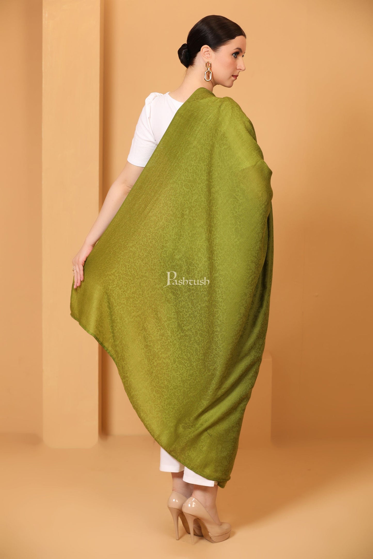 Pashtush India Womens Shawls Pashtush Womens Fine Wool Shawl, Self Paisley Weave, Extra Soft, Emerald Green