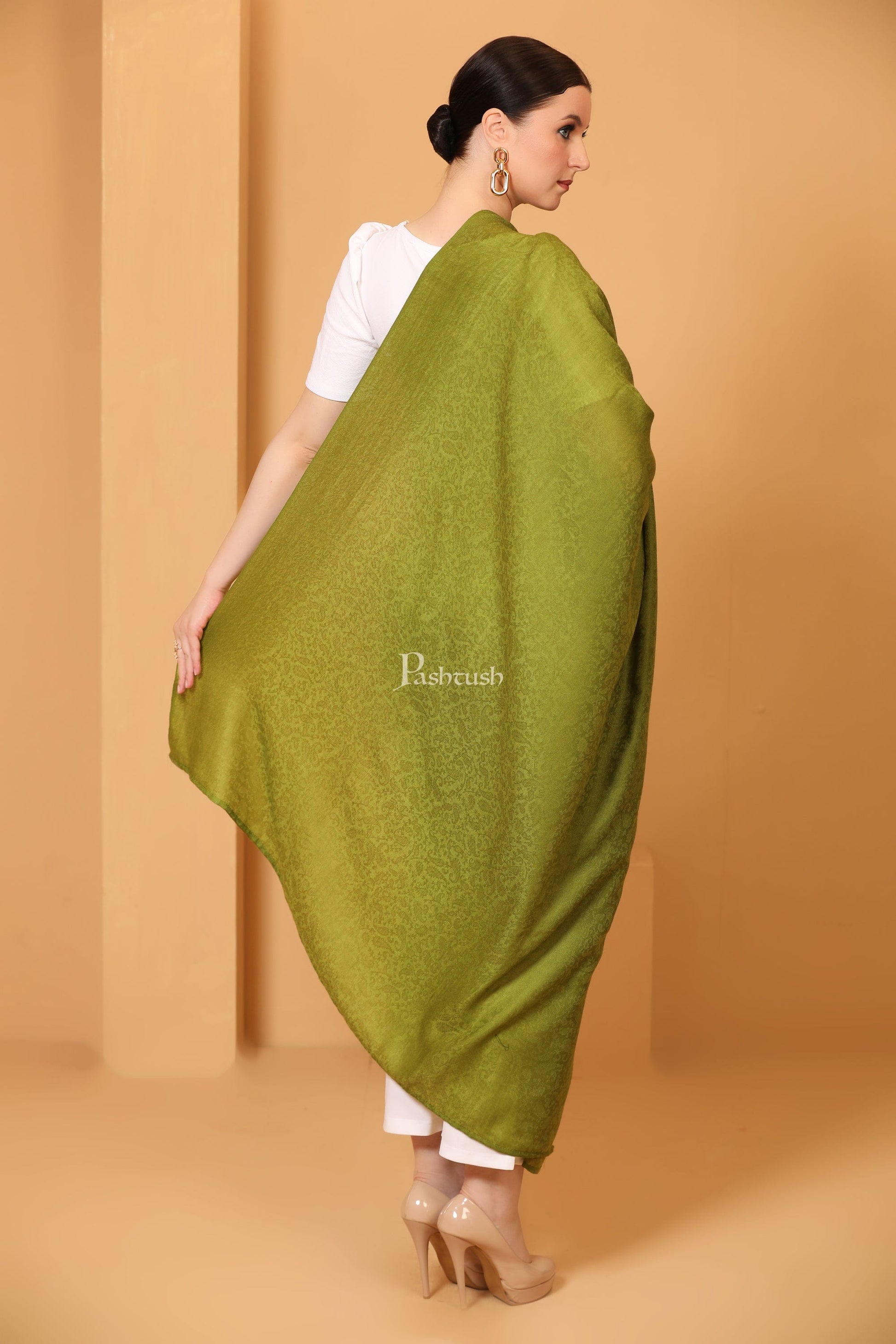 Pashtush India Womens Shawls Pashtush Womens Fine Wool Shawl, Self Paisley Weave, Extra Soft, Emerald Green