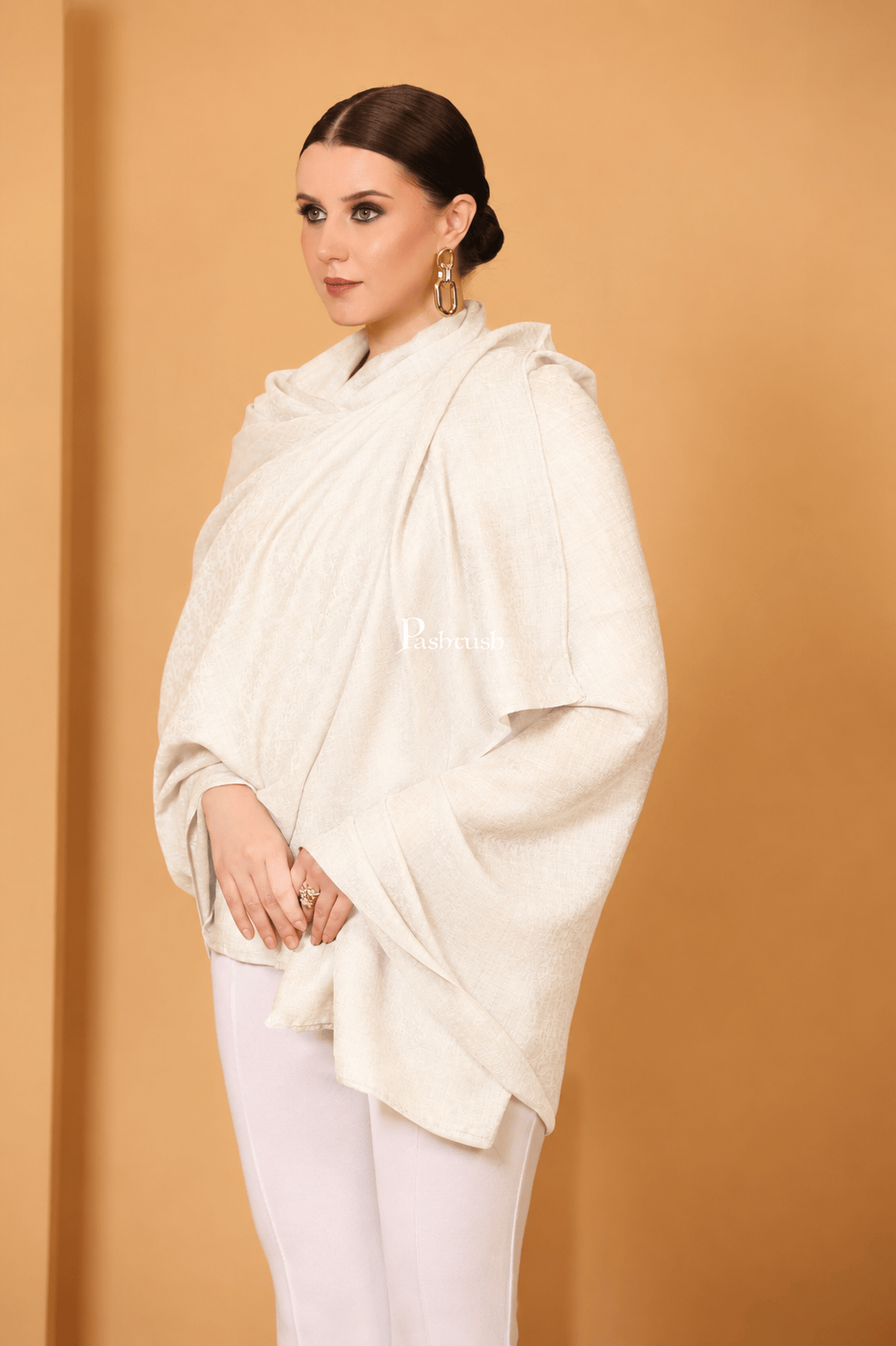 Pashtush India Womens Shawls Pashtush Womens Fine Wool Shawl, Self Paisley Weave, Extra Soft, Warm and Light, Off White