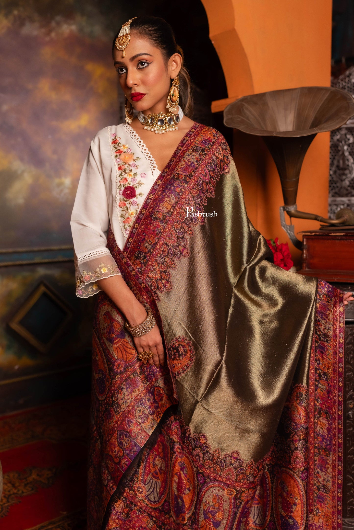 Pashtush India Womens Shawls Pashtush Womens Fine Wool Shawl, Woven King And Queen Design, Multicolour