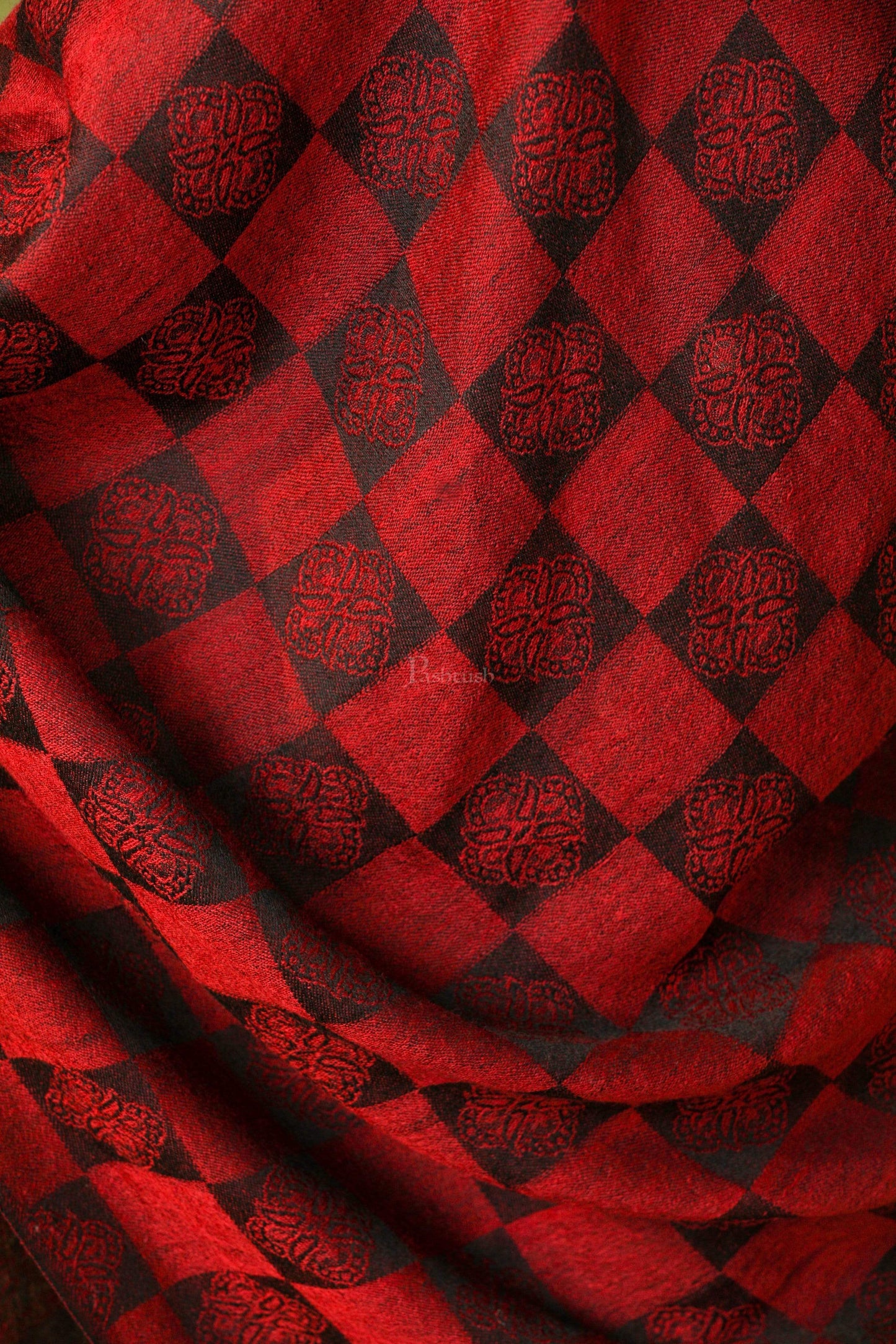 Pashtush India 70x200 Pashtush Womens Fine Wool, Soft and Warm, Checkered stole