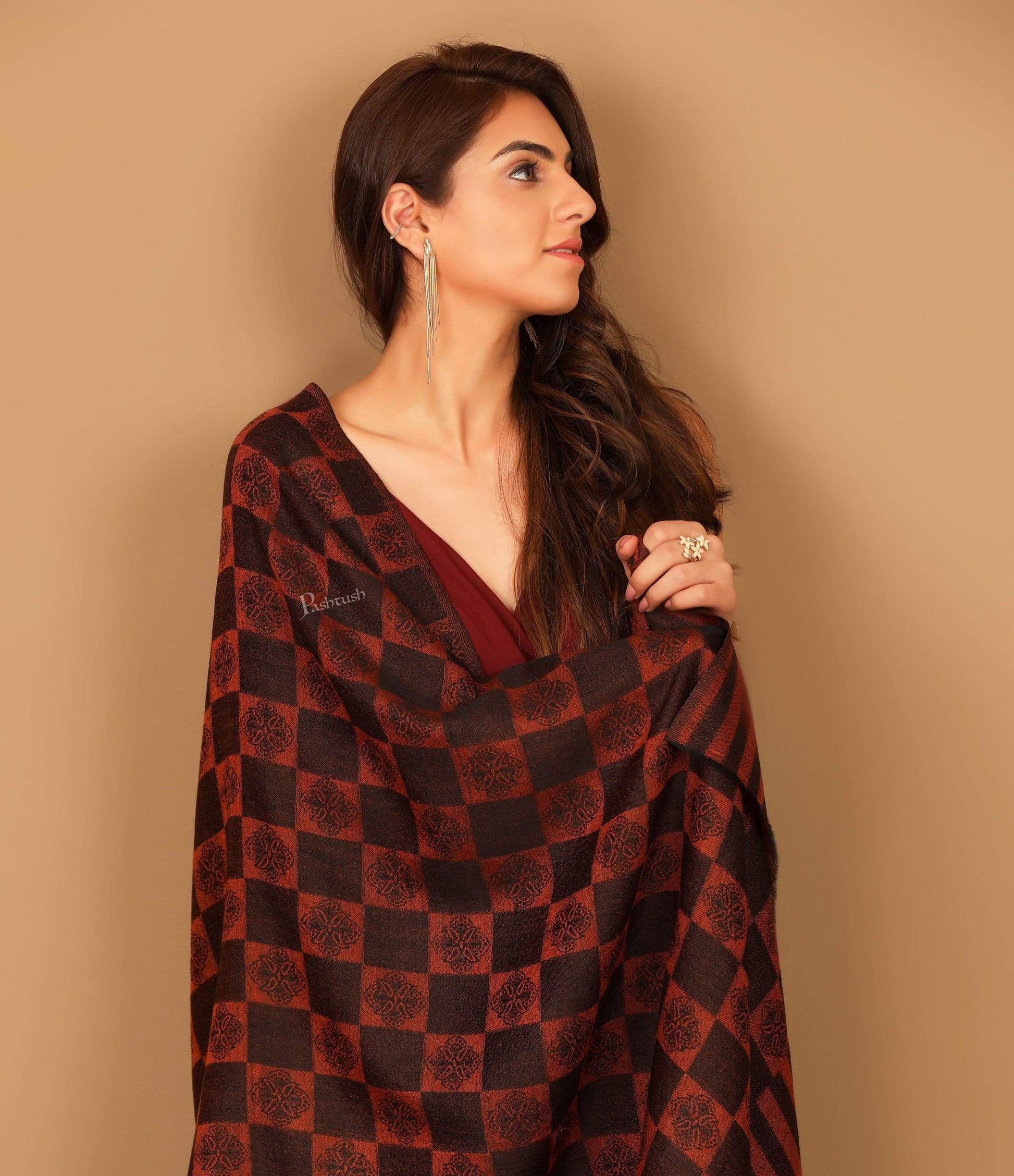 Pashtush India 70x200 Pashtush Womens Fine Wool, Soft and Warm, Checkered stole, Amber Black
