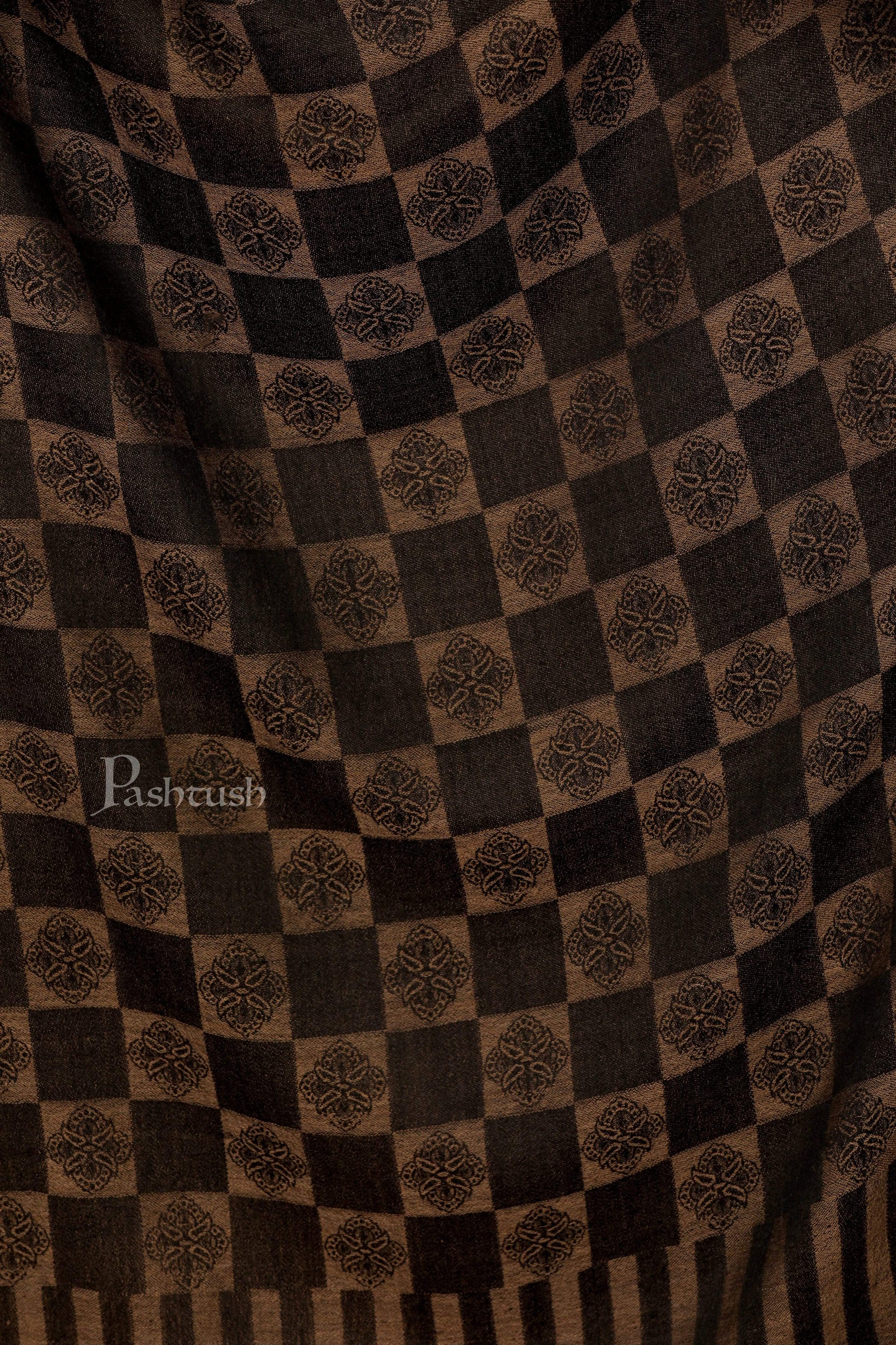 Pashtush Store Stole Pashtush Womens Fine Wool, Soft and Warm, Checkered stole, Espresso Black