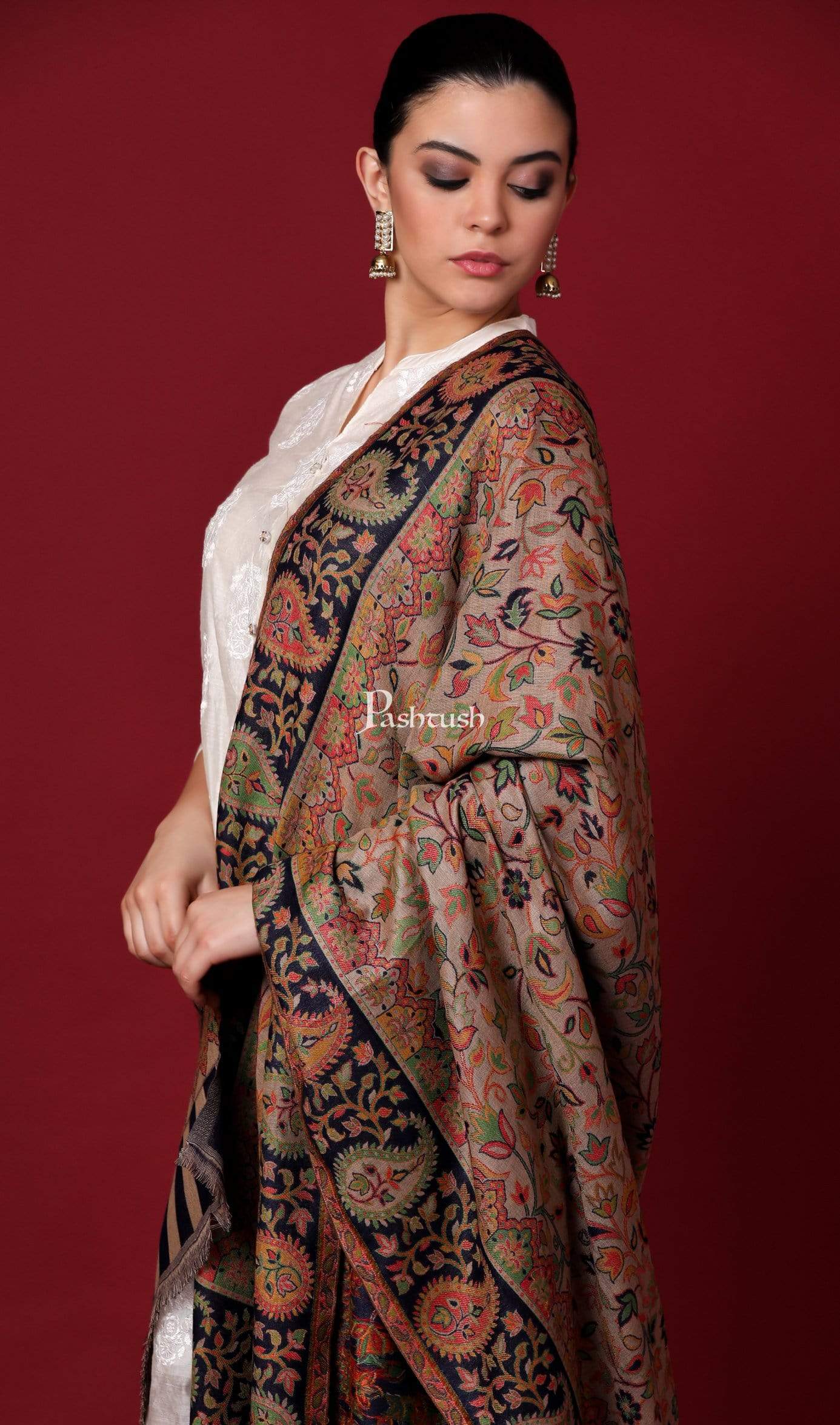Pashtush Shawl Store Shawl Pashtush Womens Kaani Shawl, Faux Pashmina, Soft and Warm, Beige and Black