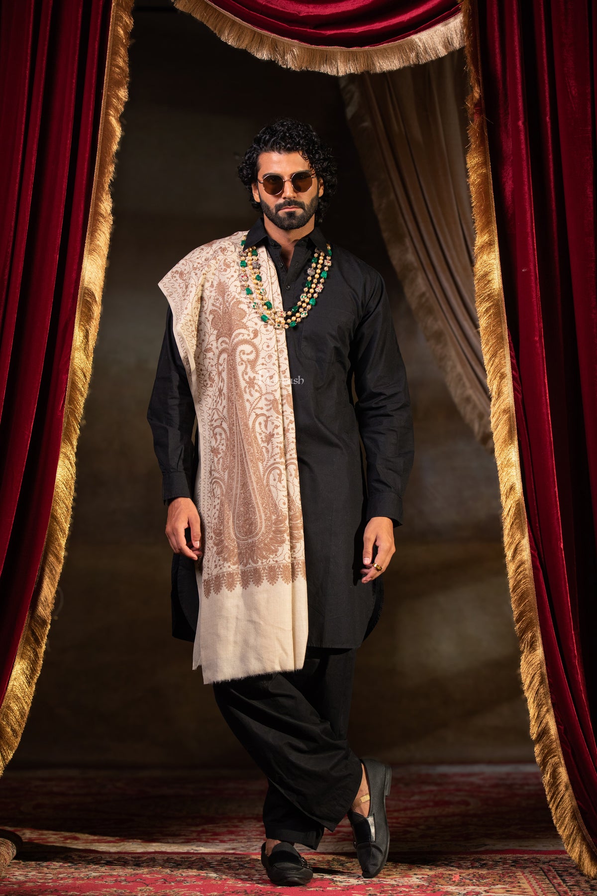 Pashtush Mens Extra Fine Wool Shawl, Tone Tone Embrodiery Design, Beige